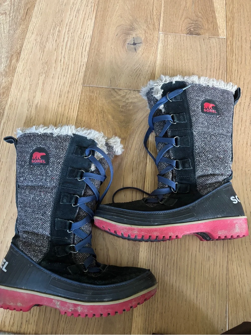 Sorel insulated winter boots womens 8.5